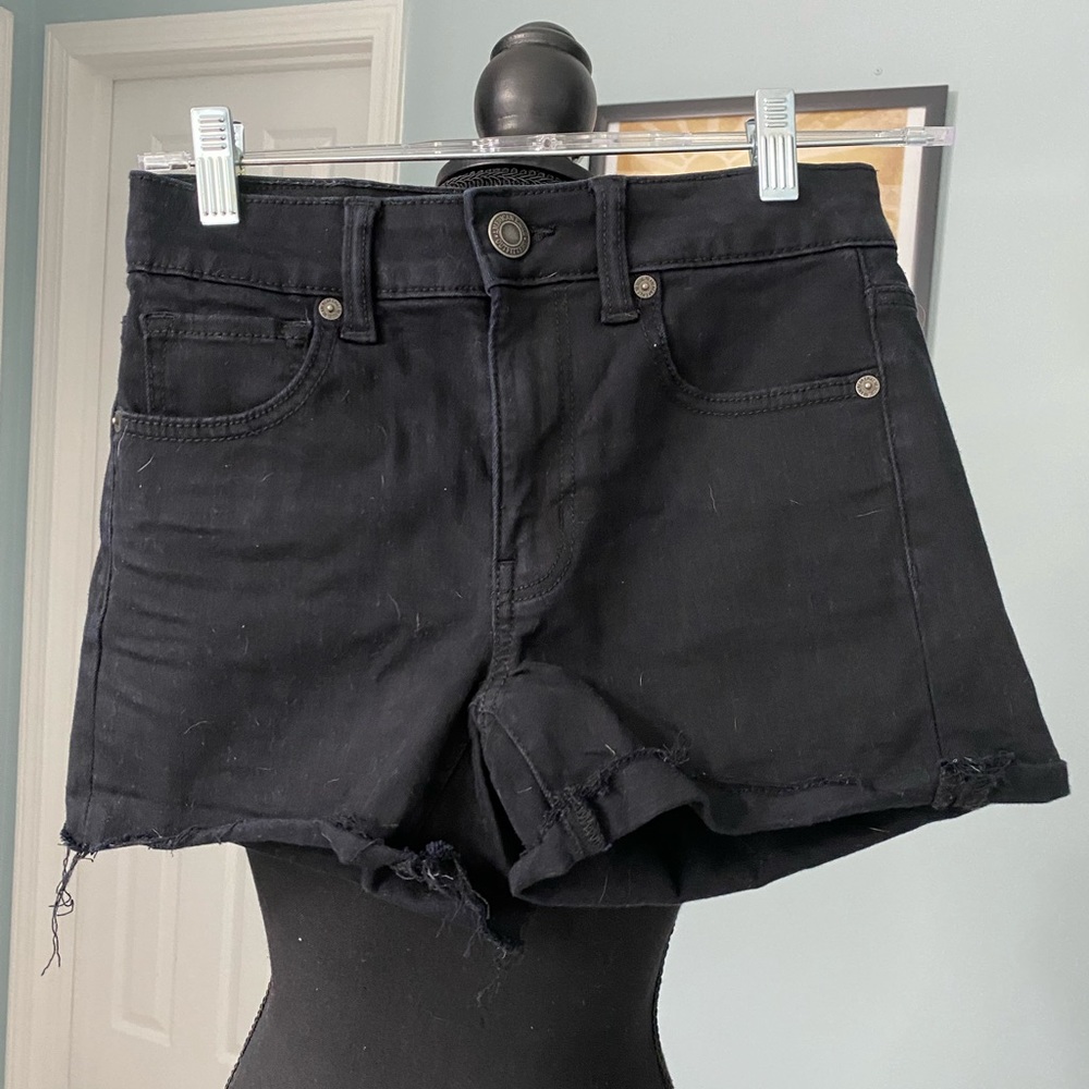 American Eagle black shorts